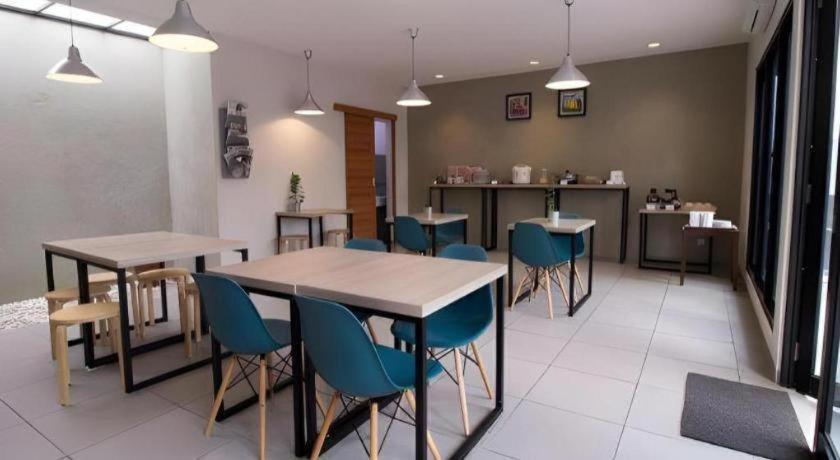 Casa Living Setiabudi Джакарта Екстер'єр фото